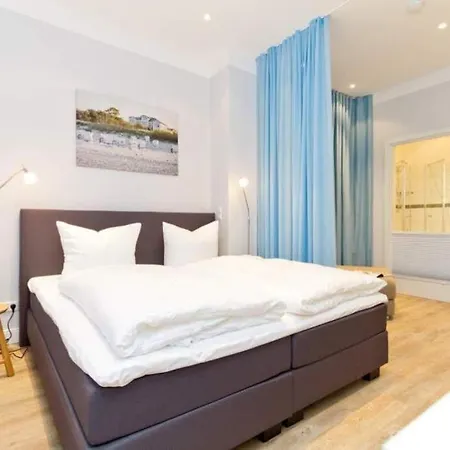 Anna, App 12 هيرينجسدورف